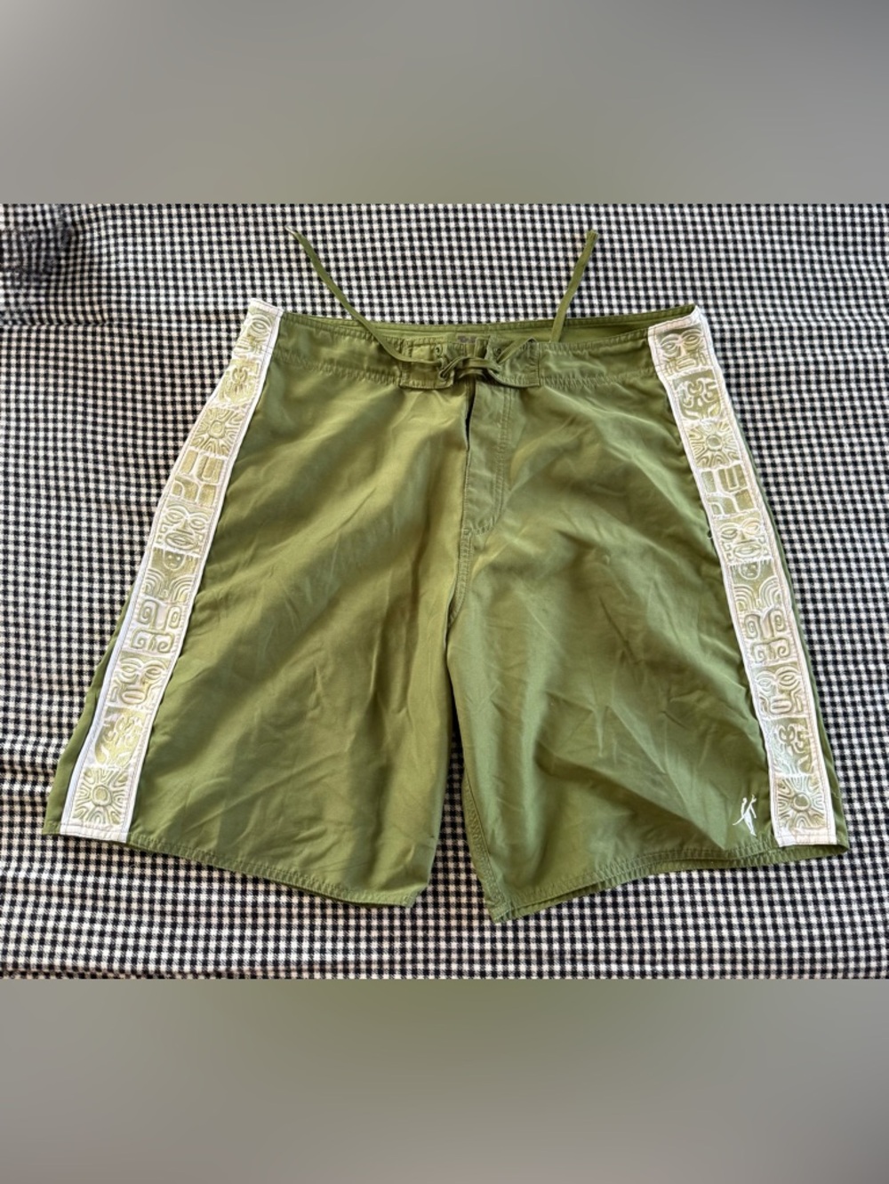 Vintage Y2K “Toes on The Nose” Olive Green Swim Trunks with White Tiki Sides